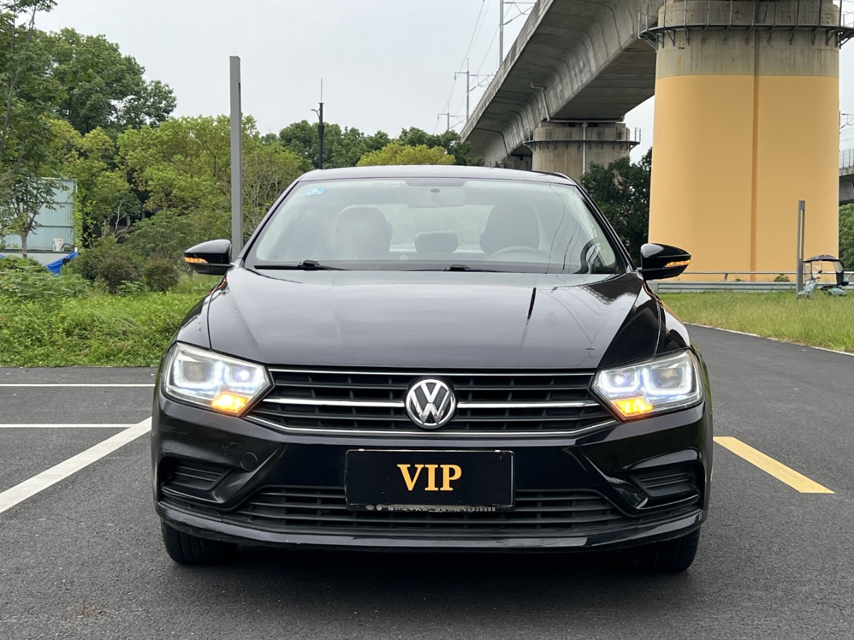 Volkswagen Bora 2017 car image #2