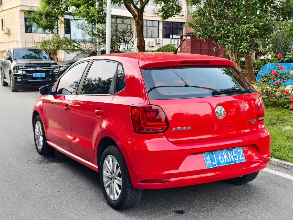 Volkswagen Polo 2015 #6 Volkswagen Polo 2015 car image #6