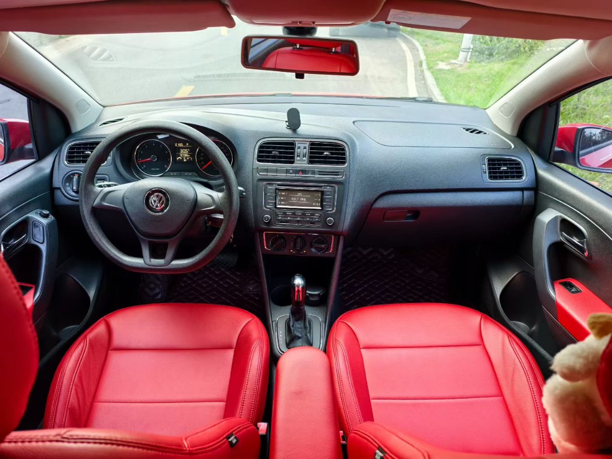 Volkswagen Polo 2015 #9 Volkswagen Polo 2015 car image #9