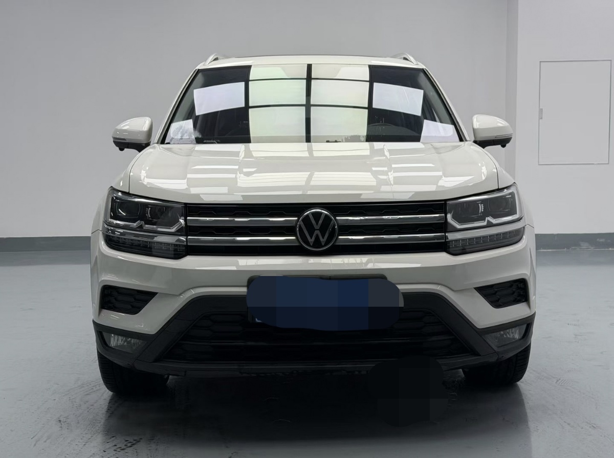 Volkswagen Tharu 2021 car image #2