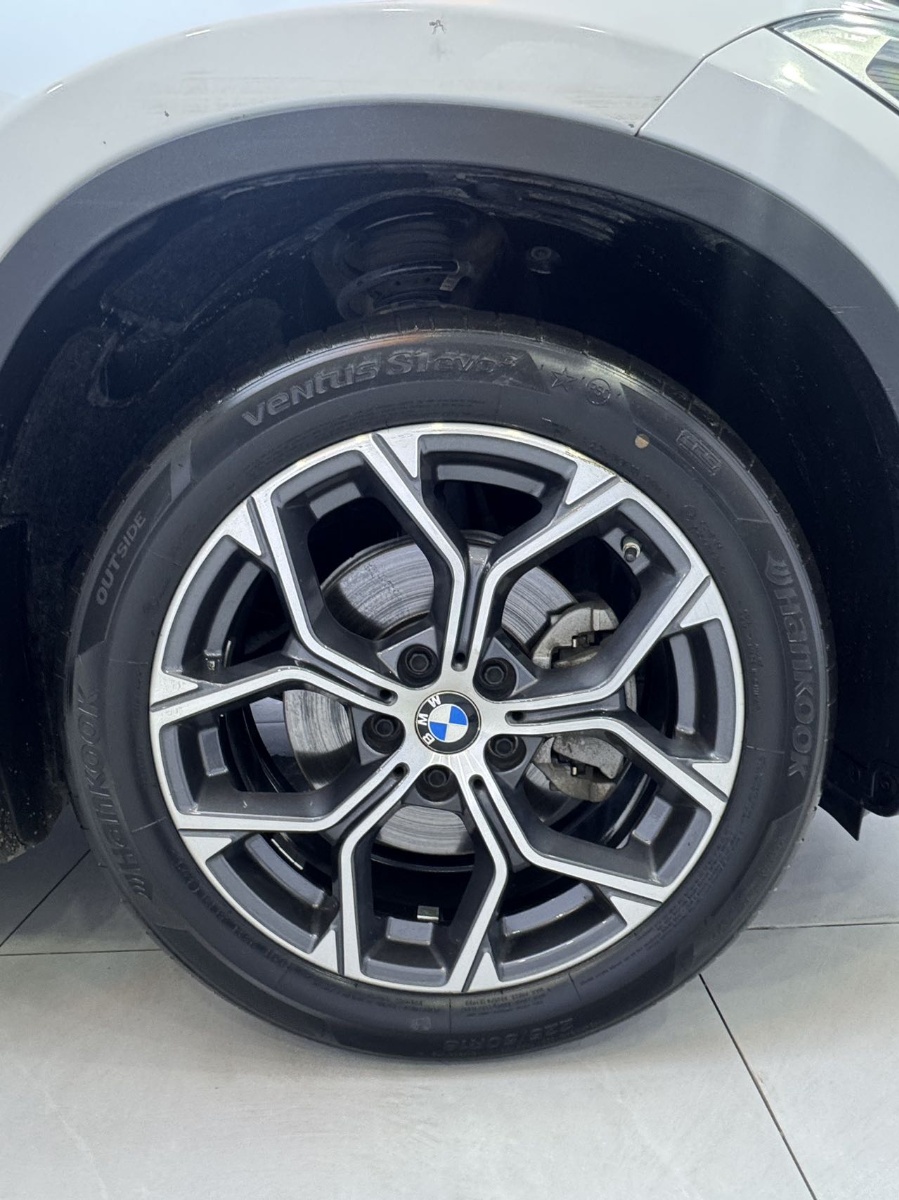 BMW X1 2022 car image #11