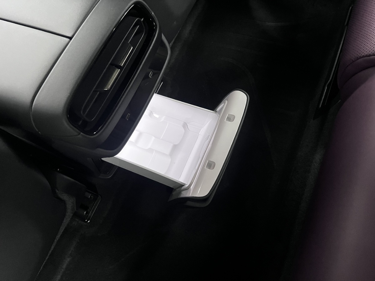 MI SU7 2025 car image #11
