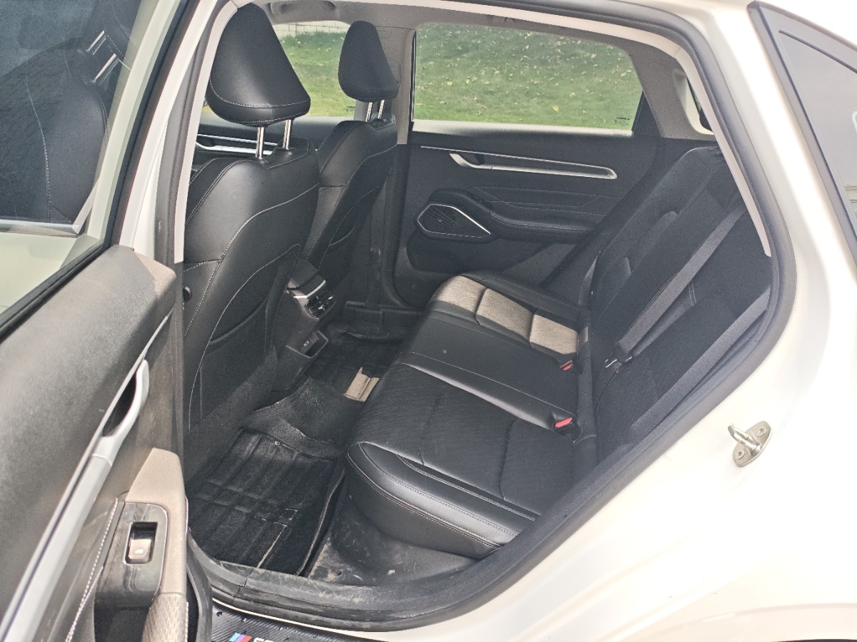 GEELY Emgrand 2023 car image #4