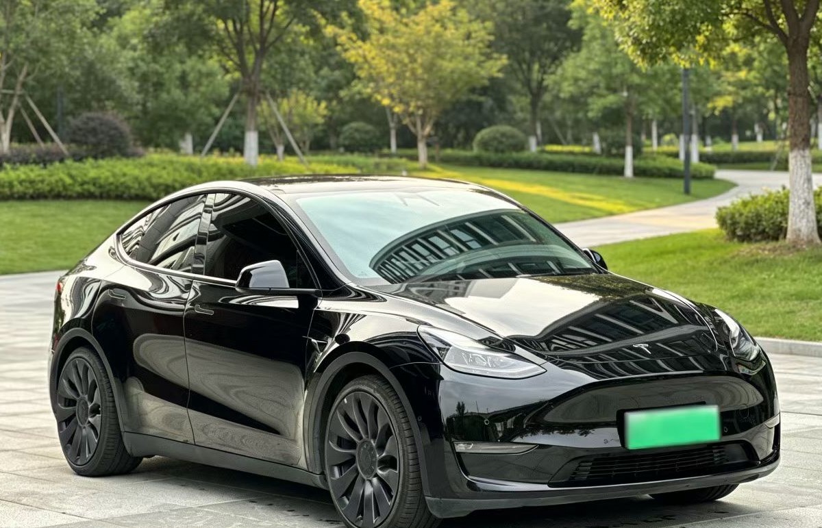 Tesla Model Y 2022 #3 Tesla Model Y 2022 car image #3