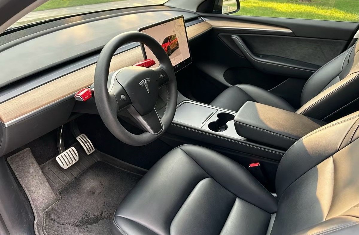 Tesla Model Y 2022 #4 Tesla Model Y 2022 car image #4