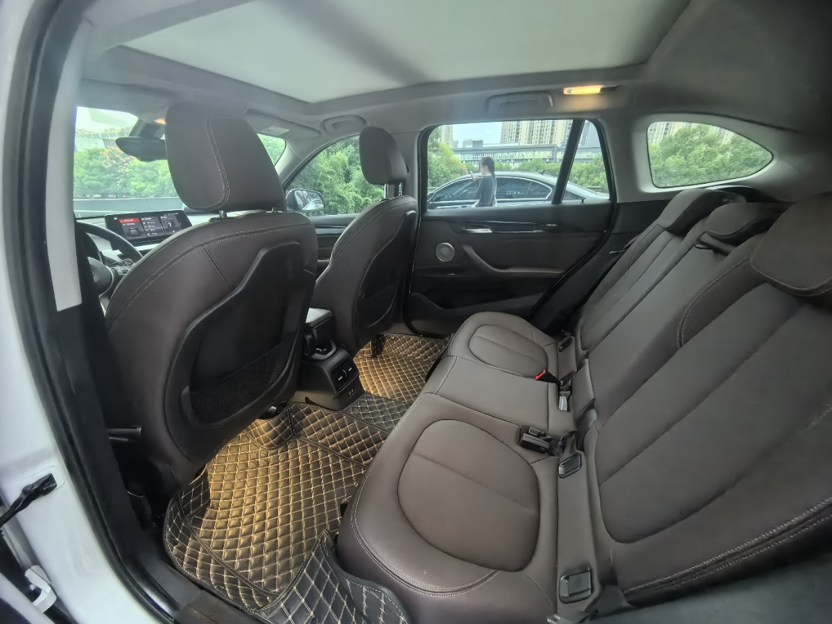 BMW X1 2023 #4 BMW X1 2023 car image #4