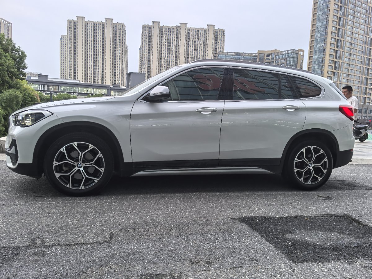 BMW X1 2023 #3 BMW X1 2023 car image #3