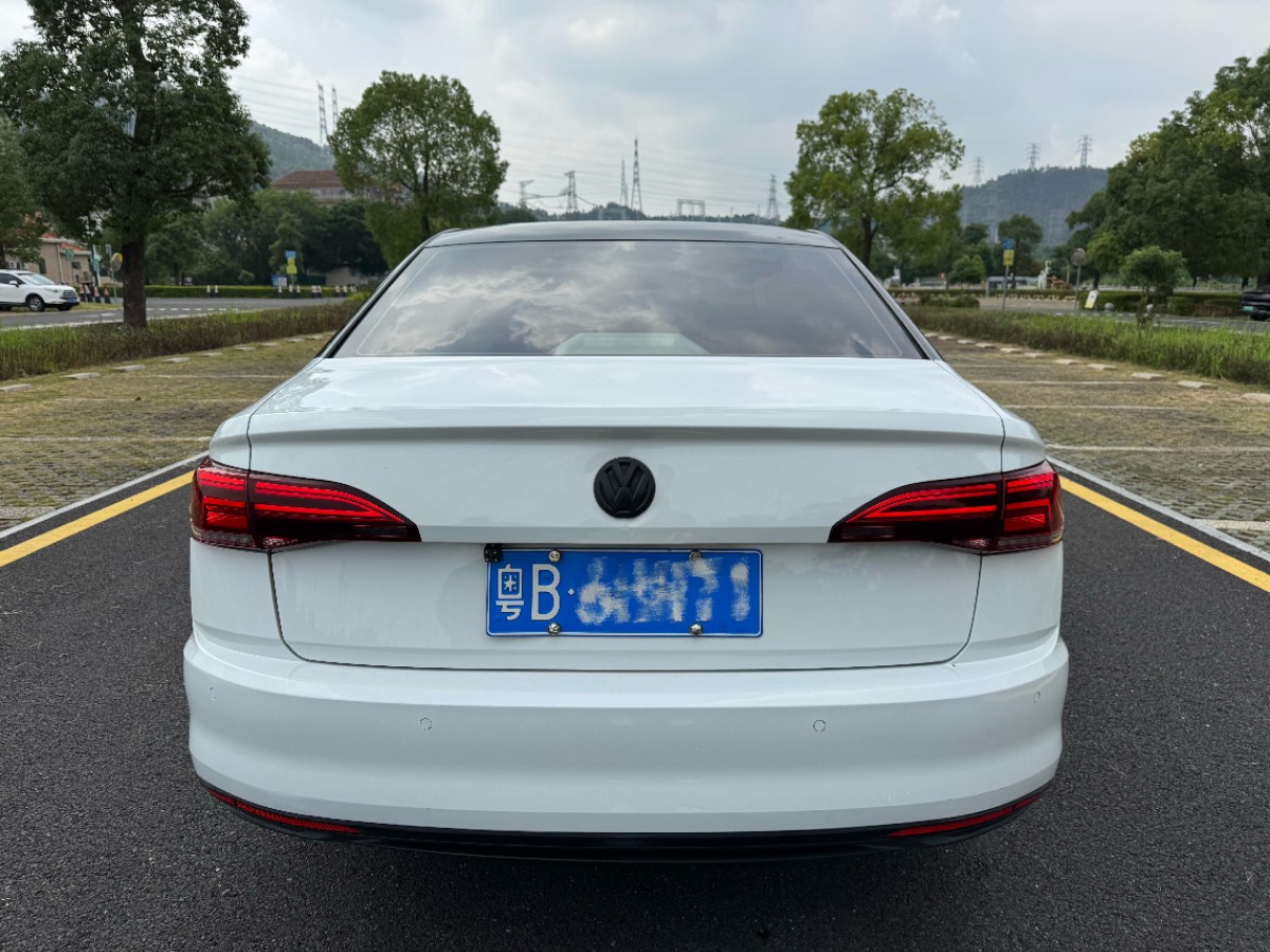 Volkswagen Bora 2020 car image #5