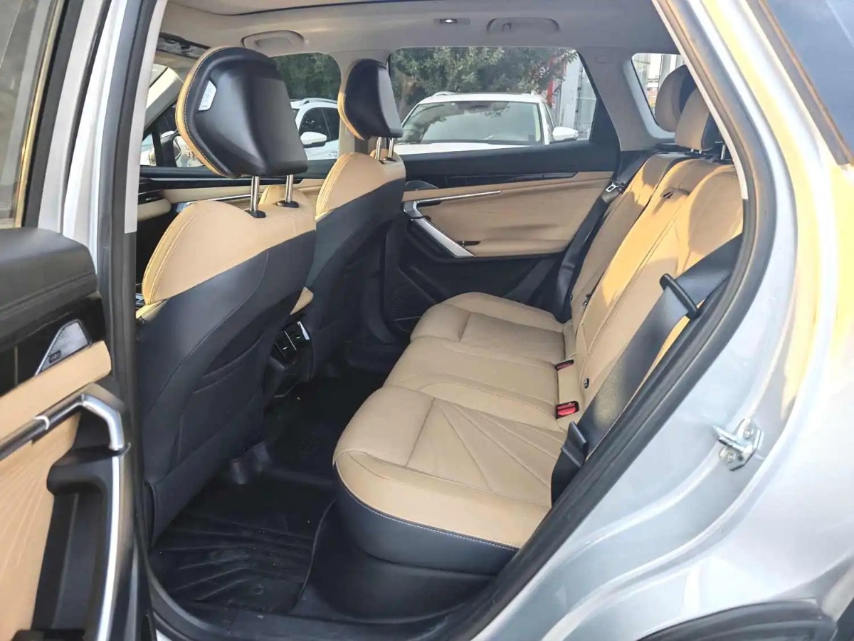 GEELY Boyue L 2023 #4 GEELY Boyue L 2023 car image #4
