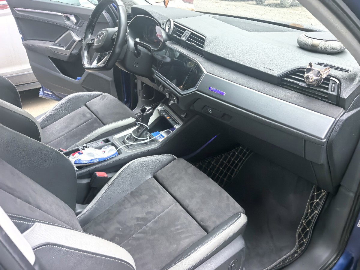 Audi Q3 2019 #4 Audi Q3 2019 car image #4