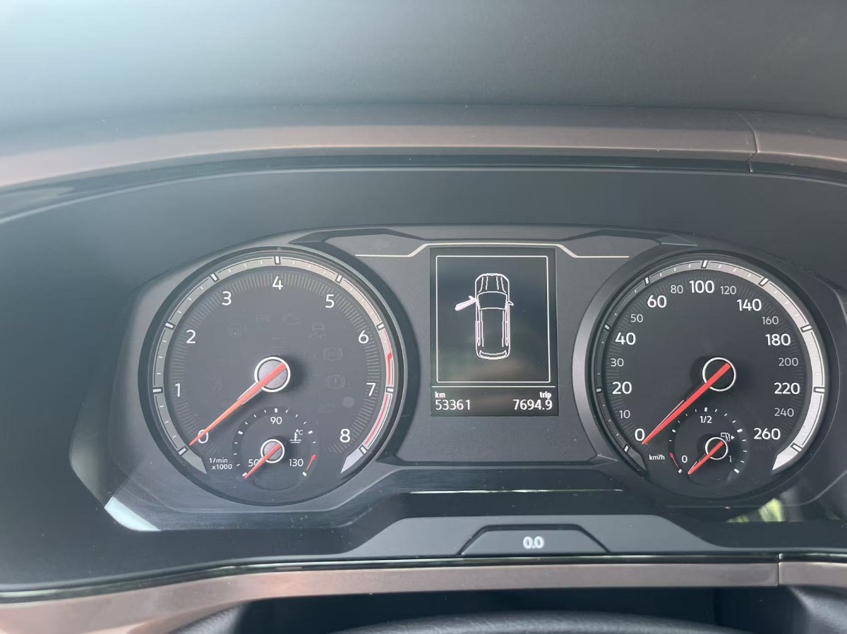 Volkswagen Tharu 2021 car image #5