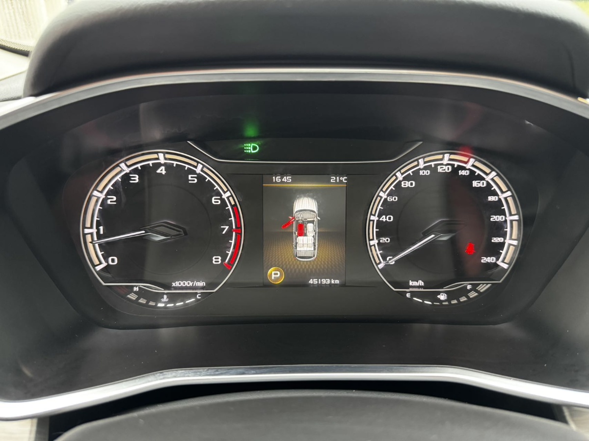 GEELY Coolray 2022 #7 GEELY Coolray 2022 car image #7