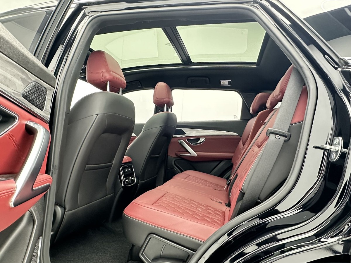 Jetour X70 PLUS 2024 car image #5