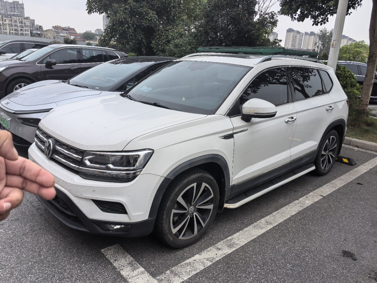 Volkswagen Tharu 2019 car image 