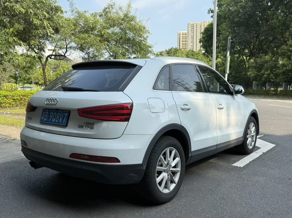 Audi Q3 2015 #5 Audi Q3 2015 car image #5