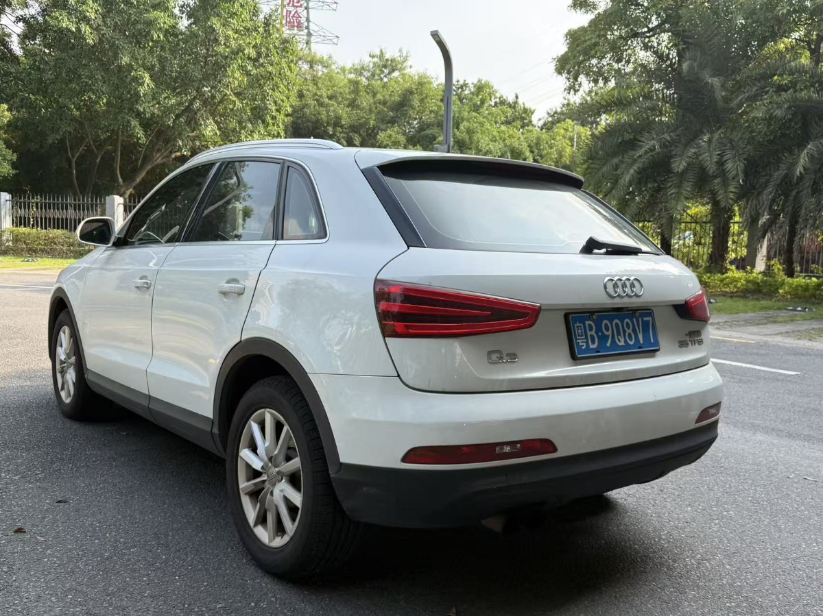 Audi Q3 2015 #7 Audi Q3 2015 car image #7