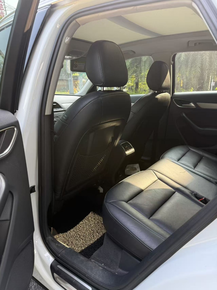 Audi Q3 2015 #14 Audi Q3 2015 car image #14