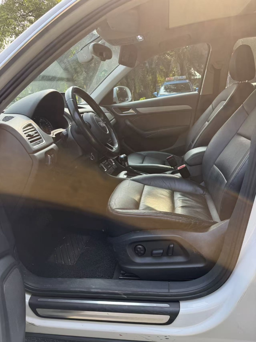 Audi Q3 2015 #10 Audi Q3 2015 car image #10