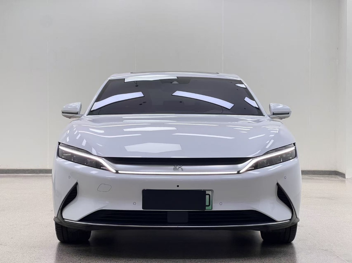 BYD Han 2021 #2 BYD Han 2021 car image #2