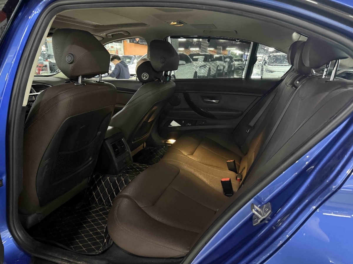 BMW 3 Series 2018 car image #4