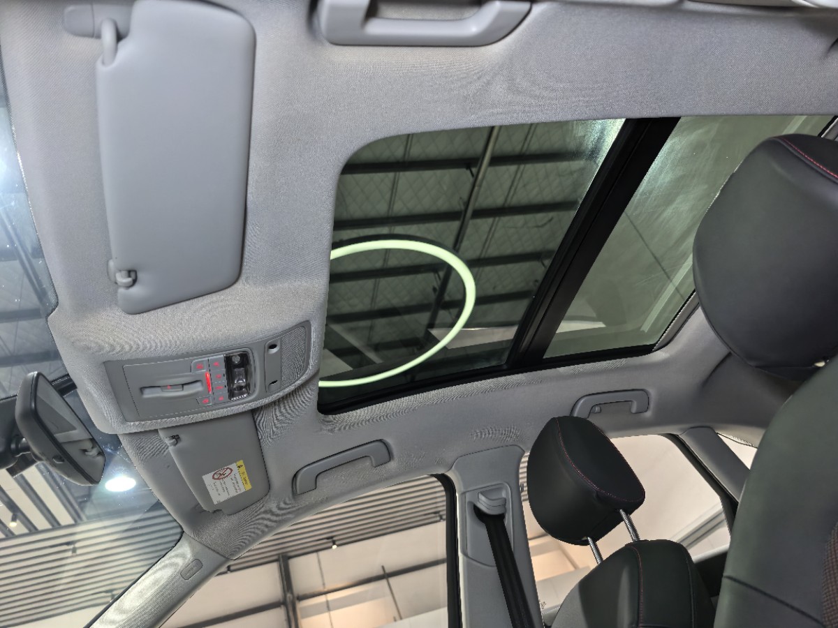 Audi Q3 2019 car image #11