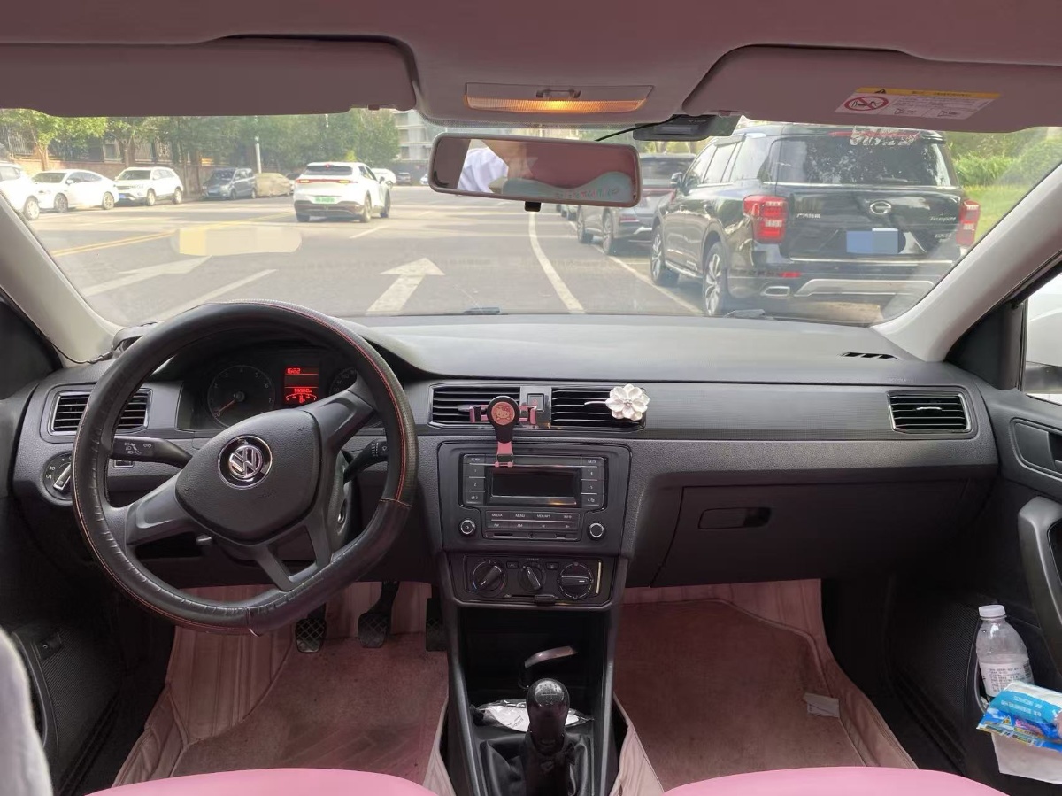 Volkswagen Santana 2018 car image #7