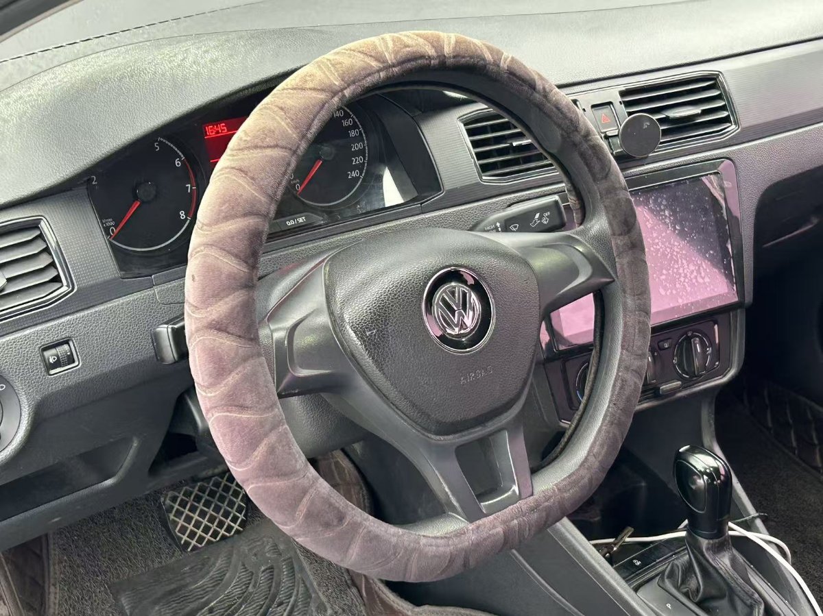 Volkswagen Santana 2019 #4 Volkswagen Santana 2019 car image #4