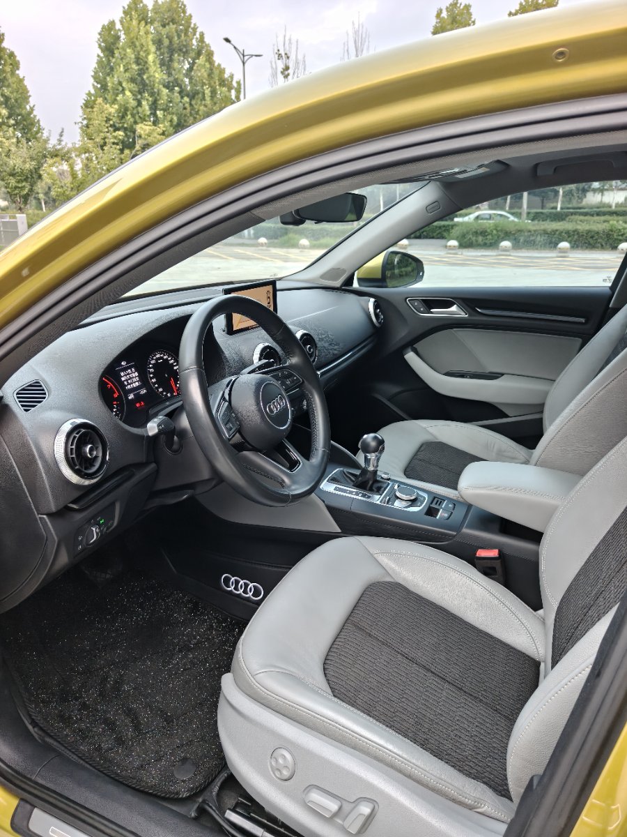 Audi A3 2017 car image #4
