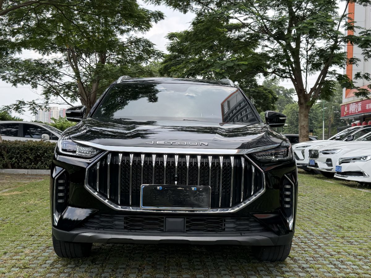 Jetour X70 PLUS 2023 car image #3