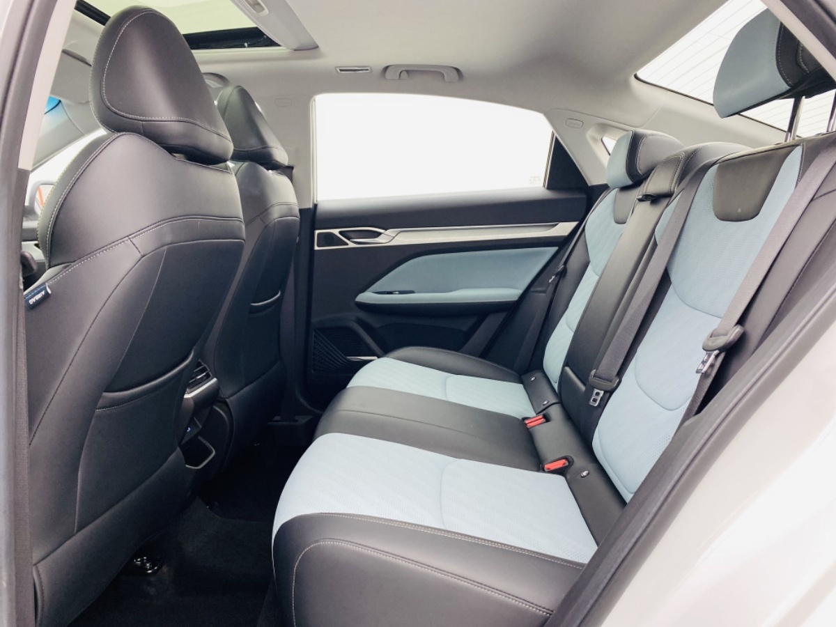 GEELY Emgrand L 2021 #8 GEELY Emgrand L 2021 car image #8
