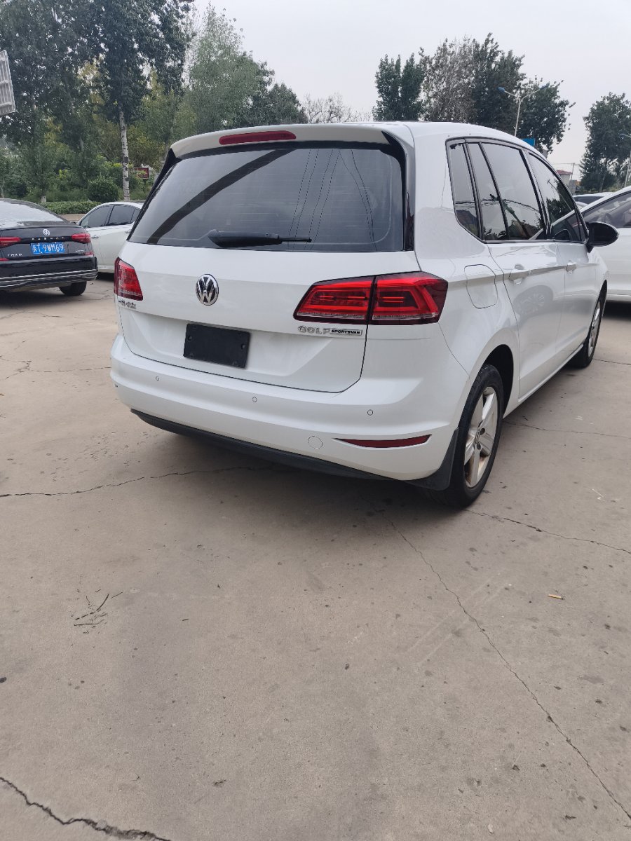 Volkswagen Golf Sportsvan 2018 car image #7
