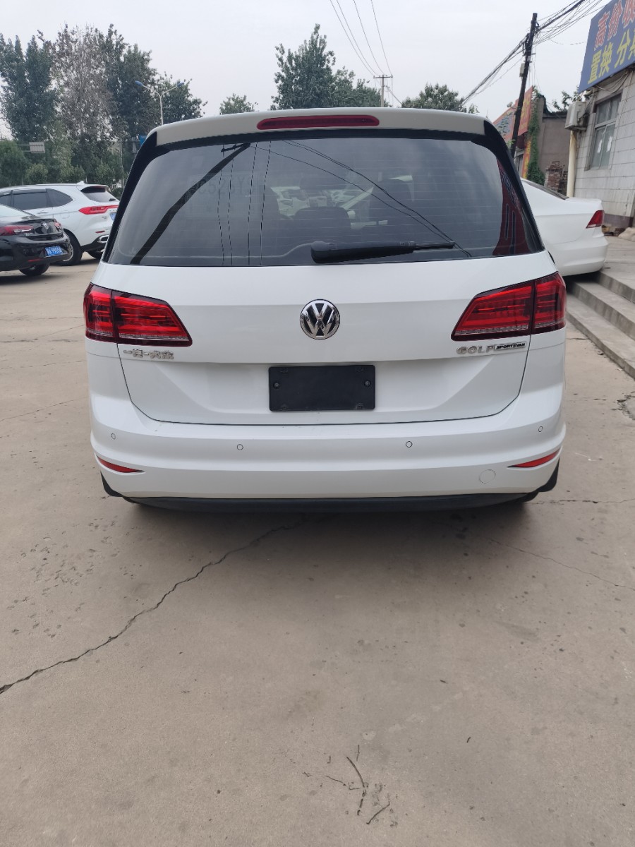 Volkswagen Golf Sportsvan 2018 car image #6