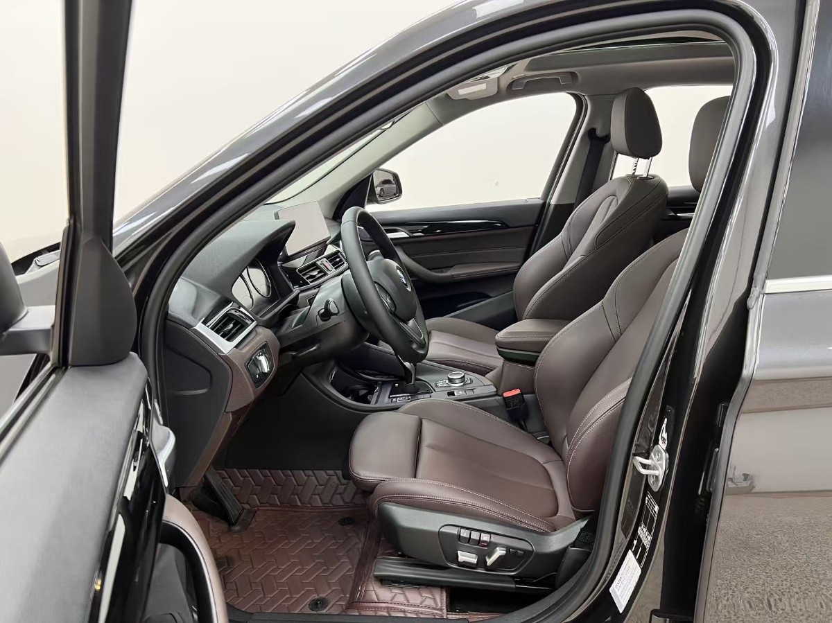 BMW X1 2022 #4 BMW X1 2022 car image #4