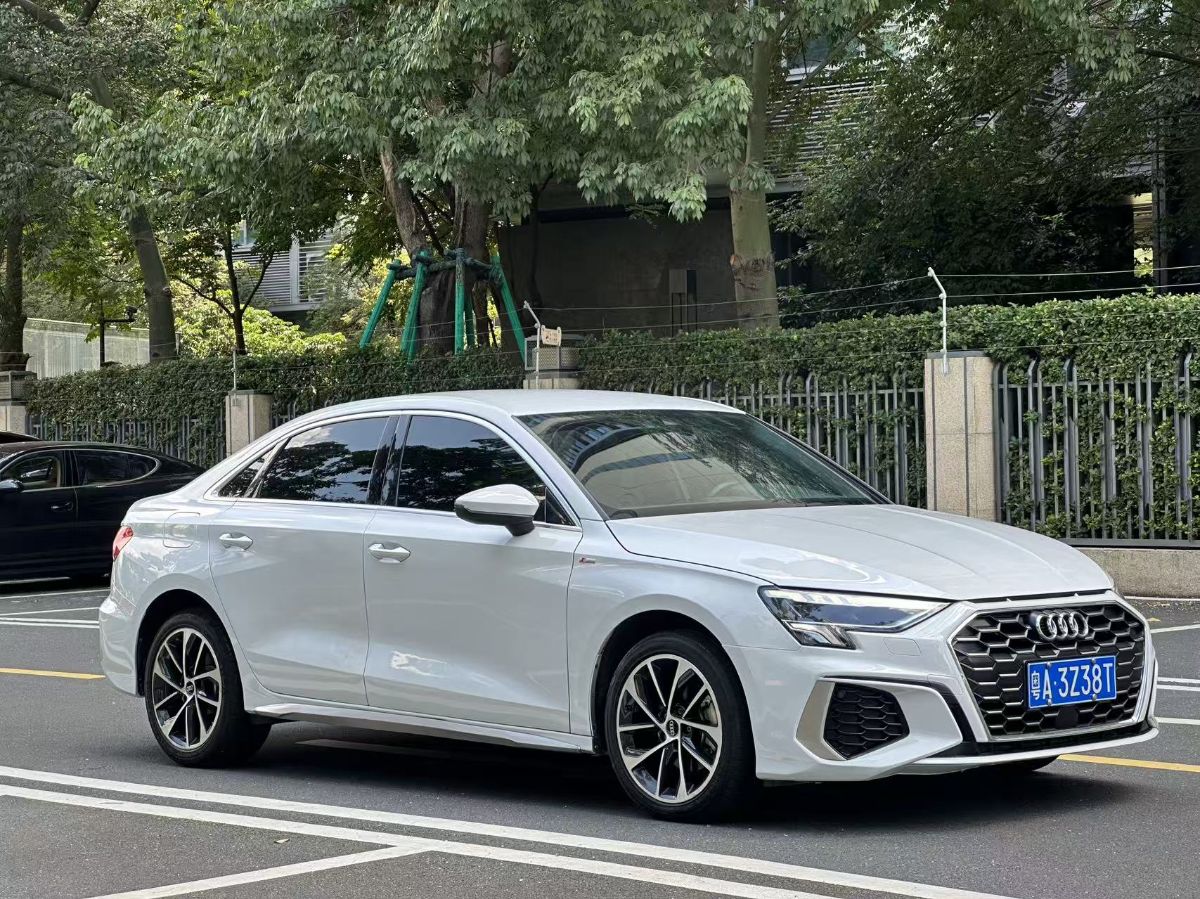 Audi A3 2022 Audi A3 2022 immagine di auto