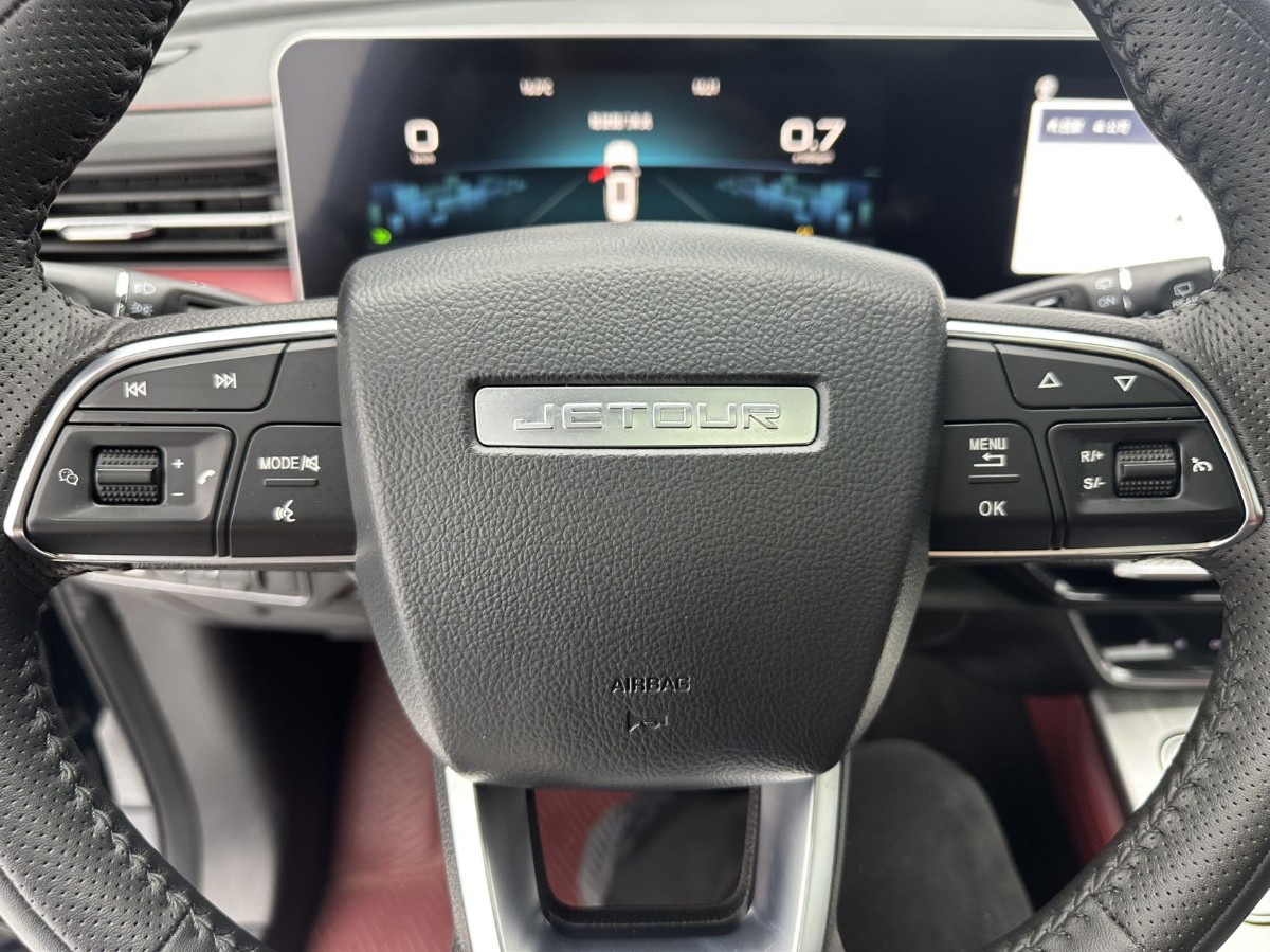 Jetour X70 PLUS 2023 #13 Jetour X70 PLUS 2023 car image #13
