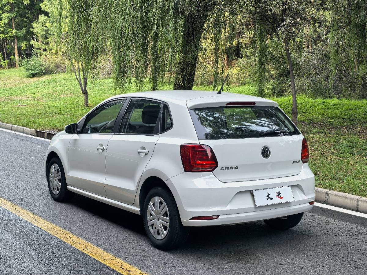 Volkswagen Polo 2017 car image #5