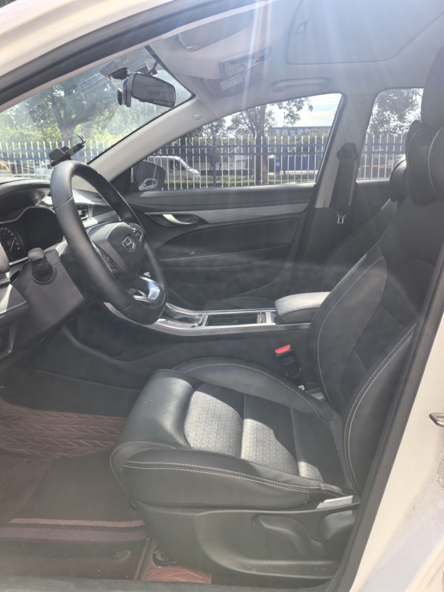 GEELY Emgrand 2021 car image #8
