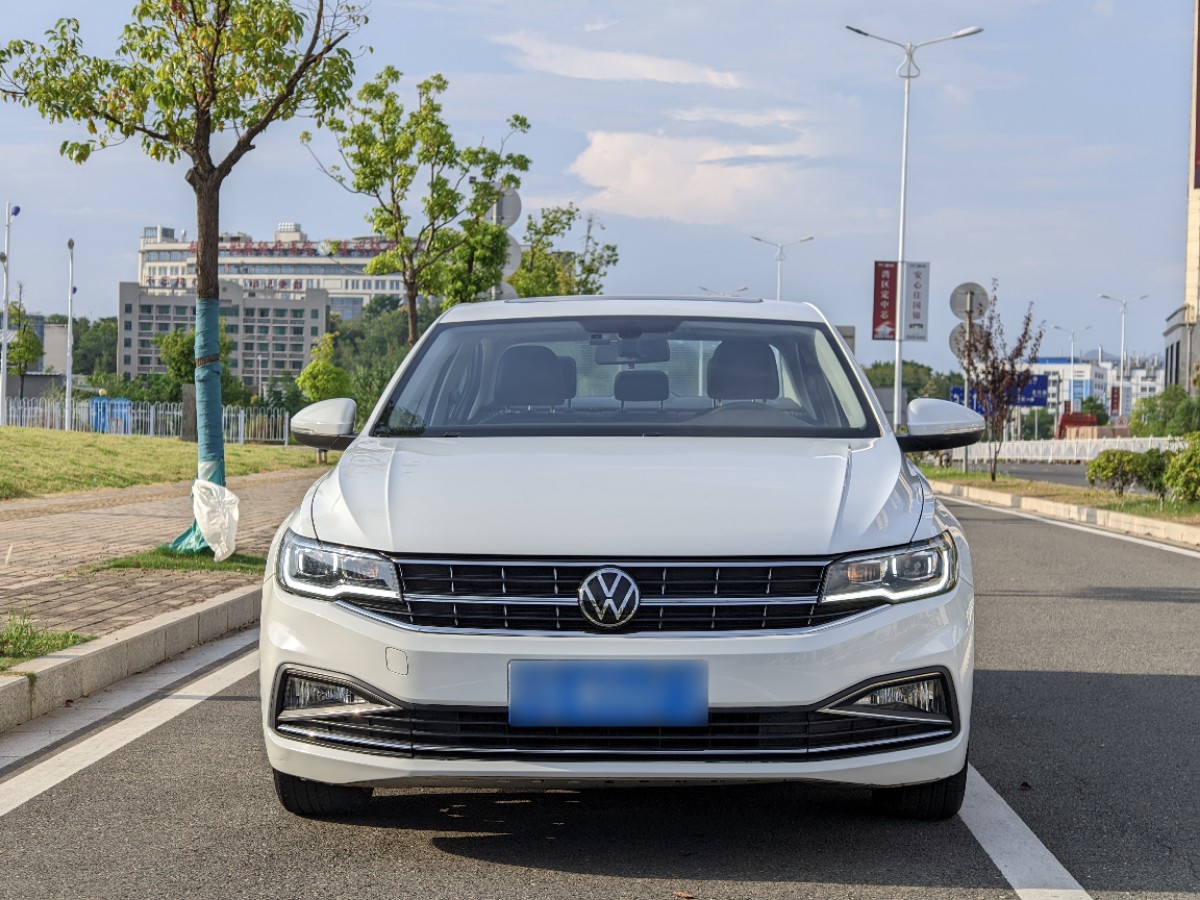 Volkswagen Bora 2020 car image #2