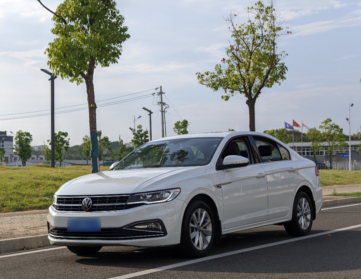 Volkswagen Bora 2020 car image 
