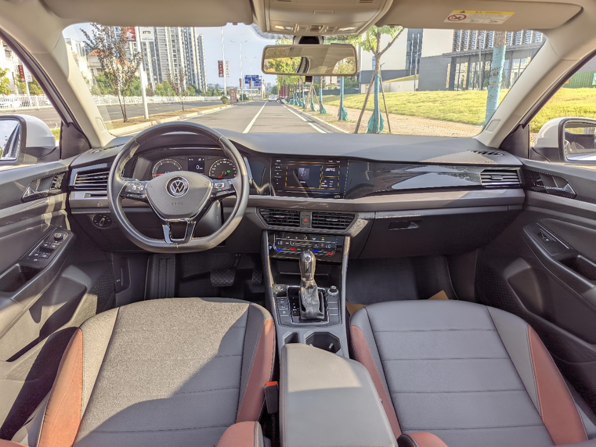 Volkswagen Bora 2020 car image #7
