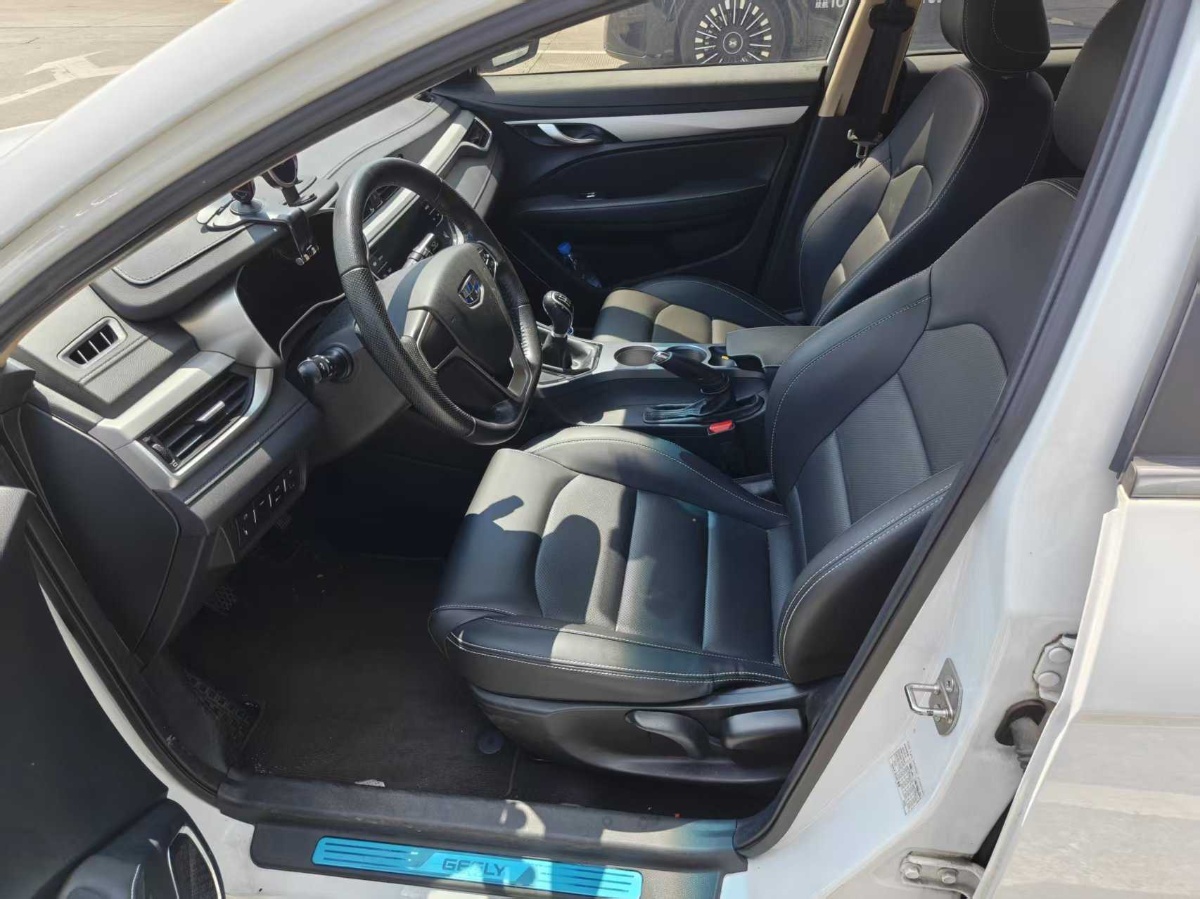 GEELY Emgrand 2018 #2 GEELY Emgrand 2018 car image #2