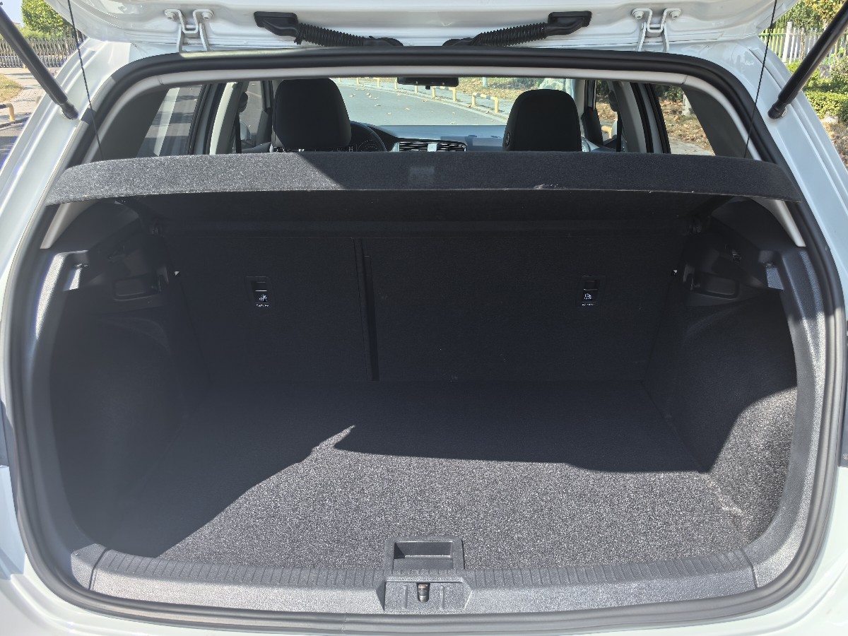 Volkswagen Golf 2019 #10 Volkswagen Golf 2019 car image #10