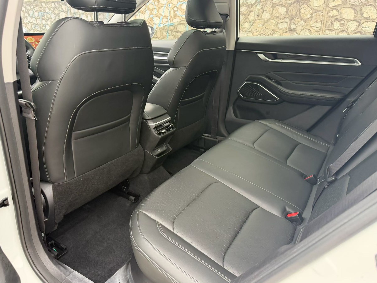 GEELY Emgrand 2023 car image #8