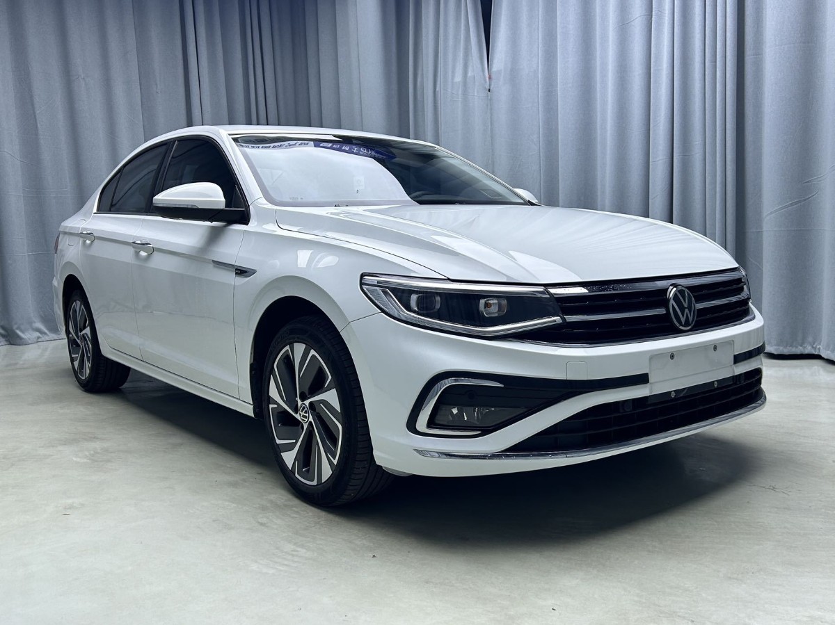 Volkswagen Bora 2022 car image #3