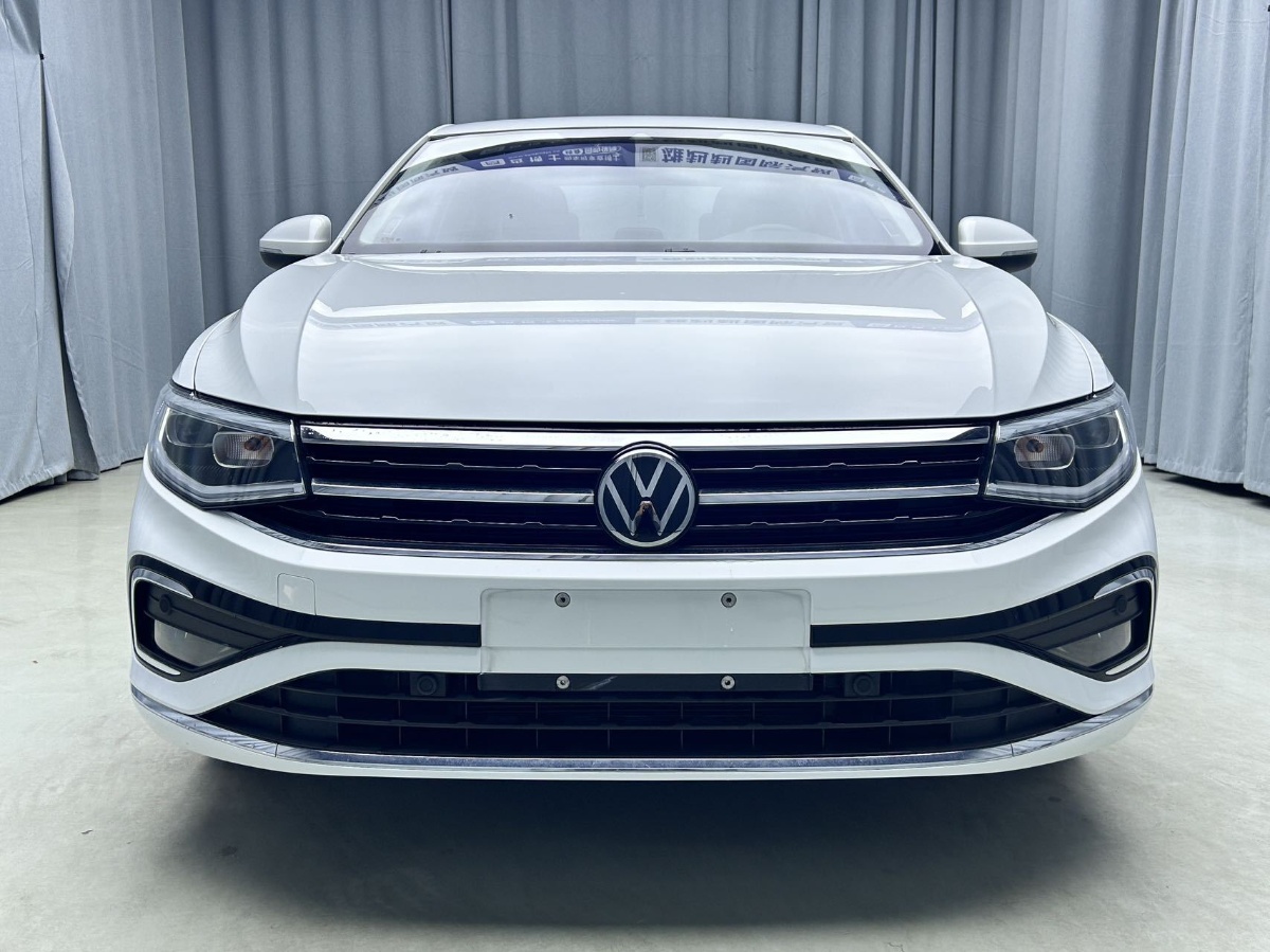 Volkswagen Bora 2022 car image #2
