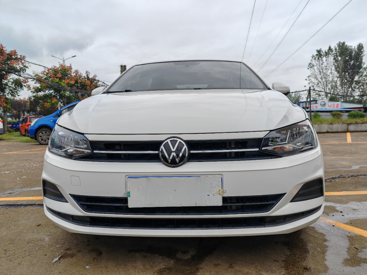 Volkswagen Polo 2021 car image 