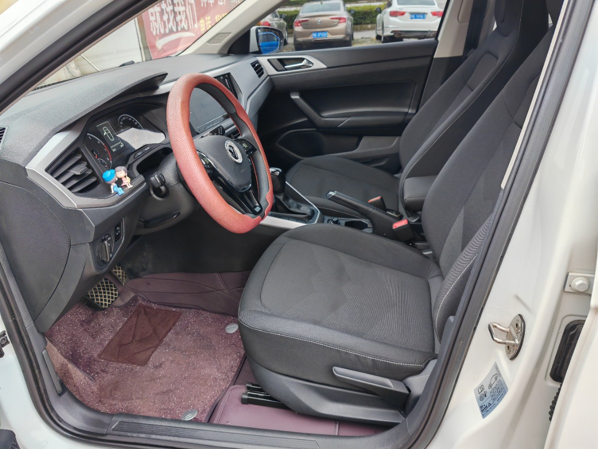 Volkswagen Polo 2021 car image #7
