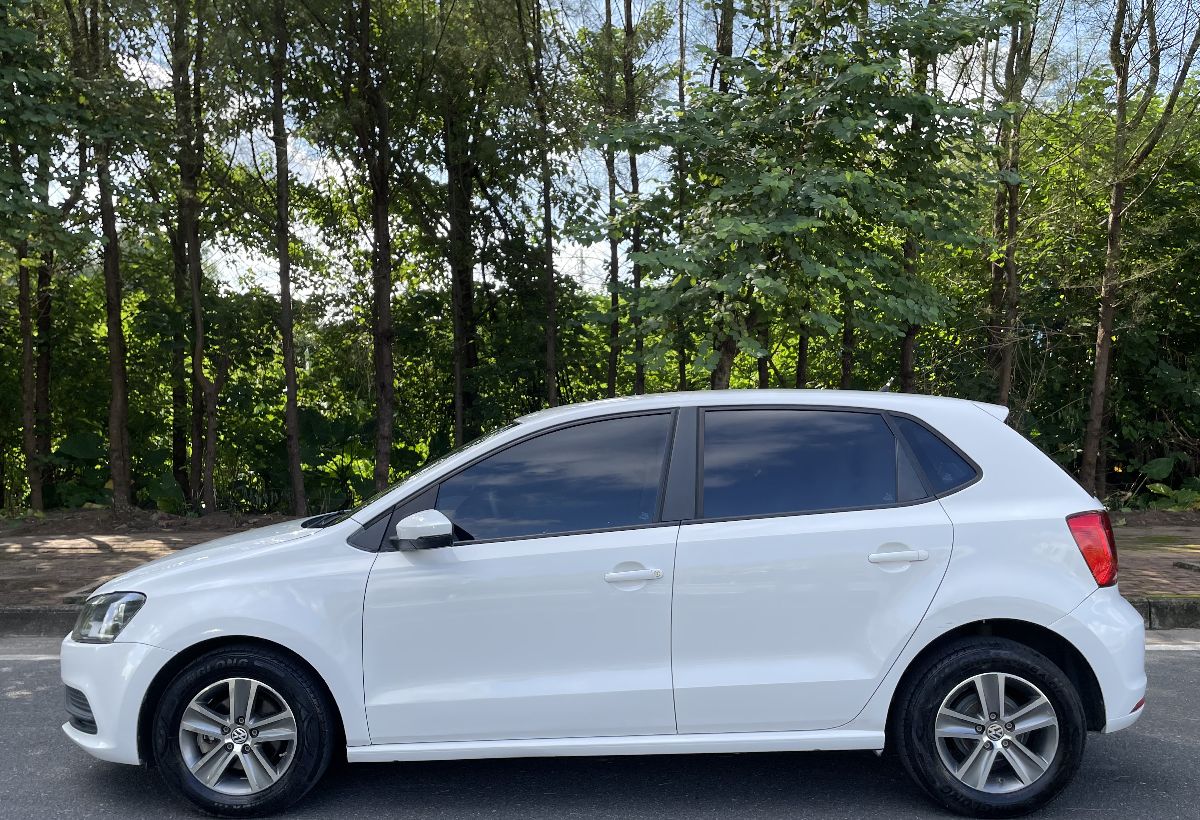 Volkswagen Polo 2016 car image #4