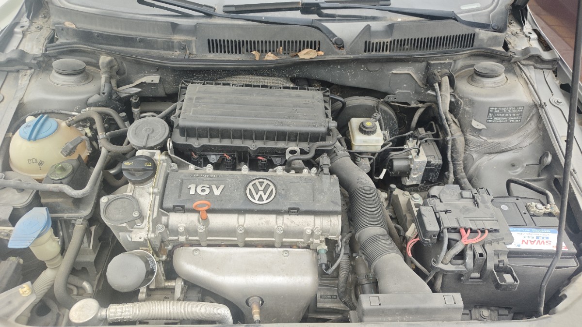 Volkswagen Bora 2015 car image #5