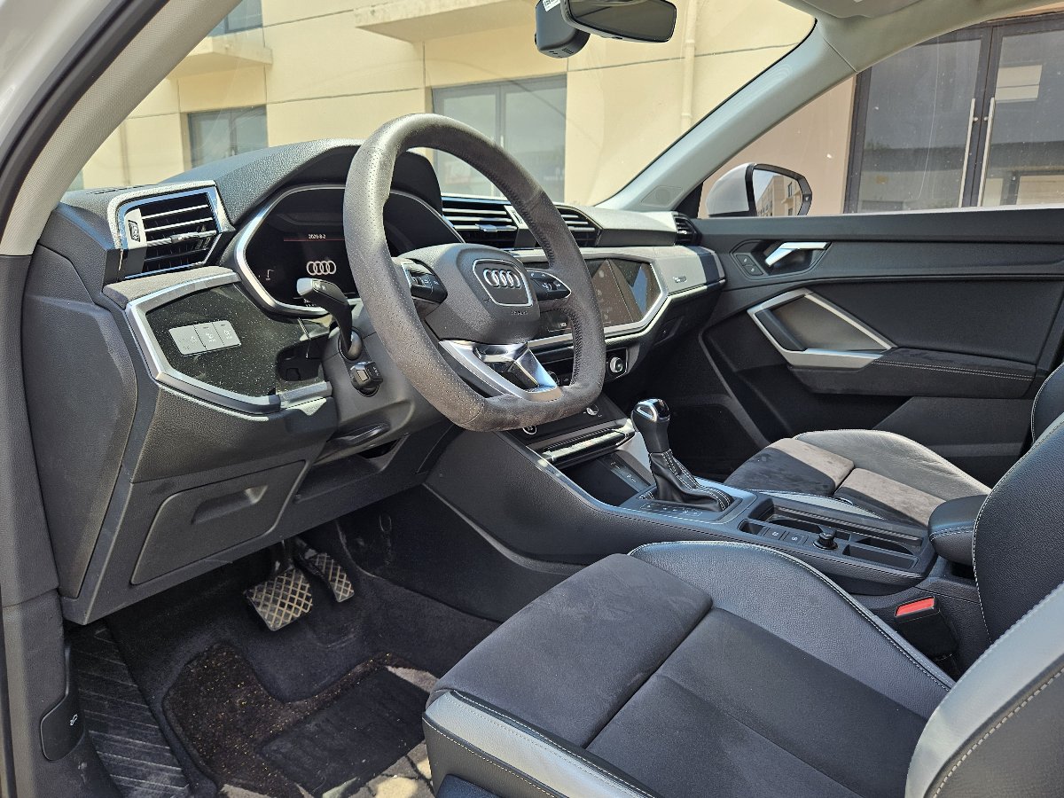 Audi Q3 2022 #8 Audi Q3 2022 car image #8